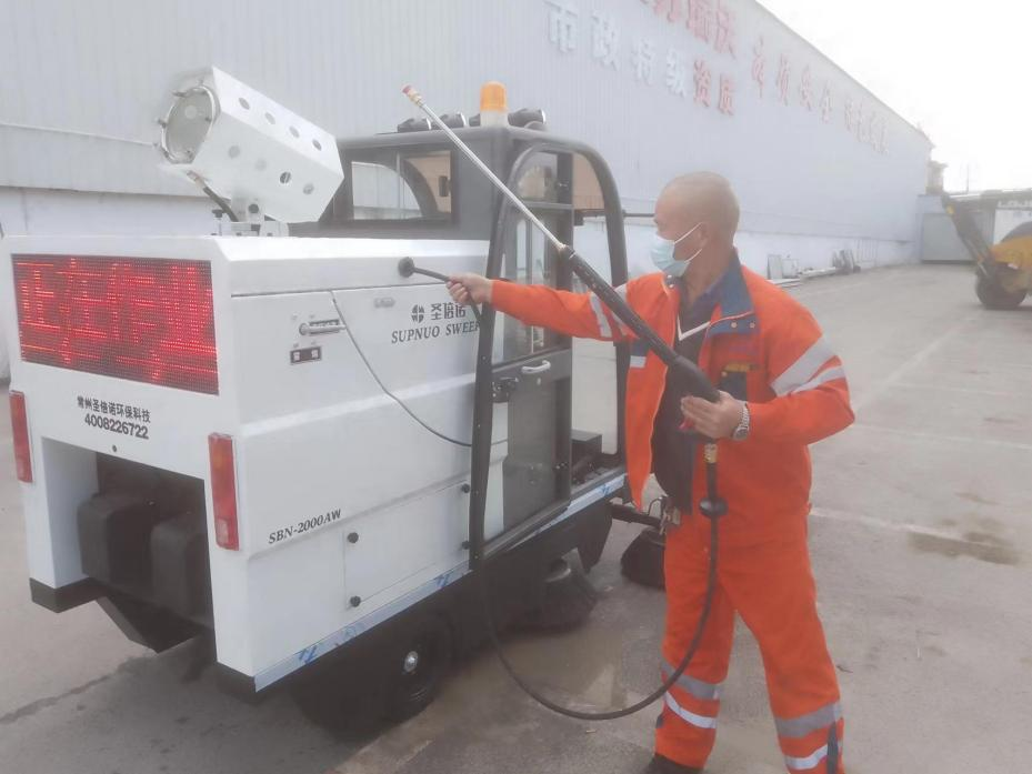 山南龙马快速清扫车